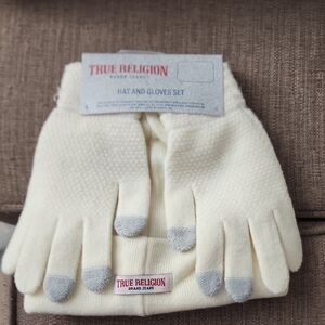 True Religion Ivory and Gray Knit Set